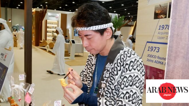 Talented Japanese artist specializes in Japanese Candy Sculpting “Amezaiku”｜Arab News Japan