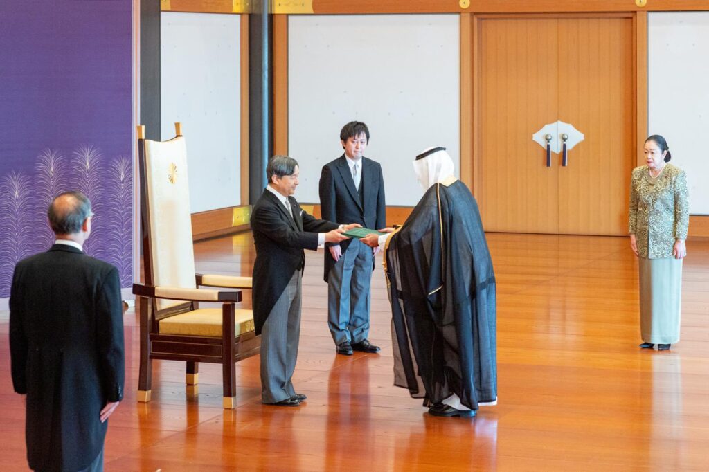 The Saudi ambassador received a warm welcome in Tokyo as dozens lined up as he arrived to meet  Naruhito. (@KSAembassyJP on x)