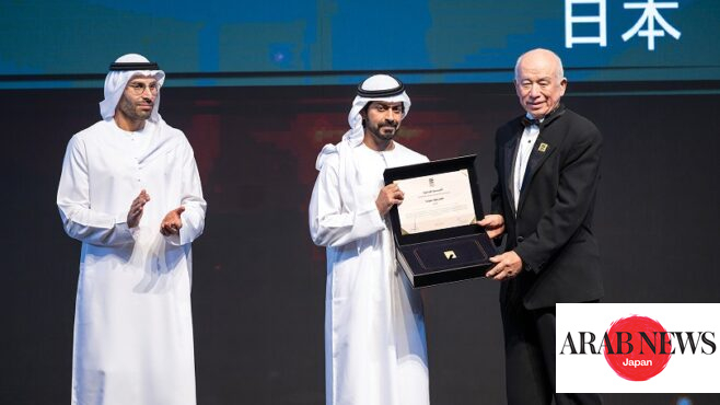 Renowned Japanese artist and calligrapher Fuad Honda receives Kanz Al Jeel Award｜Arab News Japan