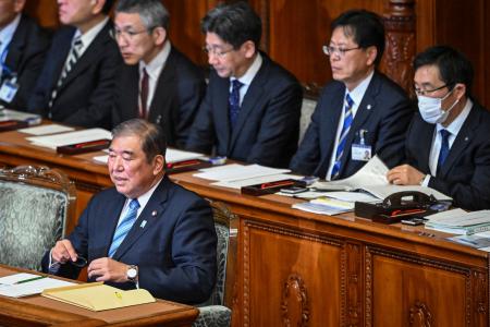 Japan govt adopts 13.9 trillion yen draft extra budget｜Arab News Japan