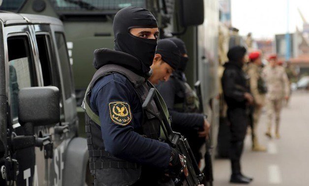 エジプト 警察 旧制服 あなたのお気に入り見つけよう 52%割引 e